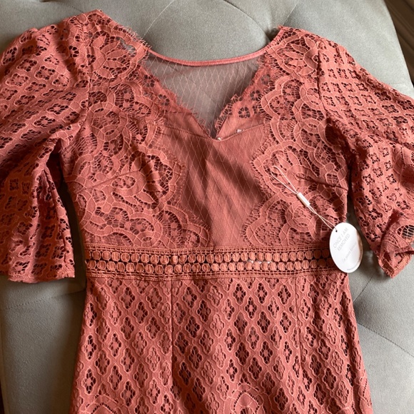 Brand new Lace mauve high low spring dress perfect for a spring wedding - Picture 5 of 5